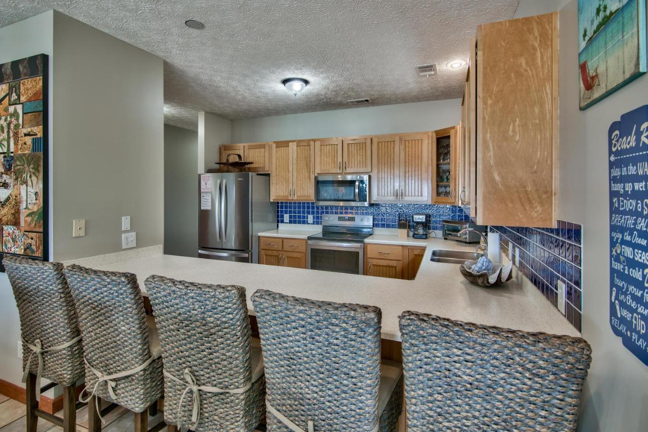 Beachcomber - Beachfront With Pool And Hot Tub - On The Beach!